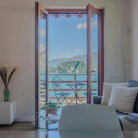 La Maison Du Apartment Varenna