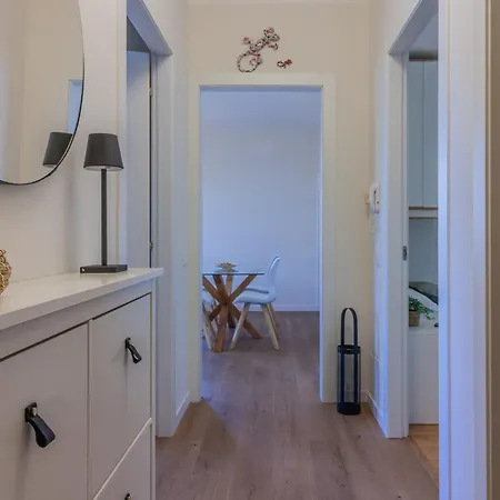 La Maison Du Apartment *